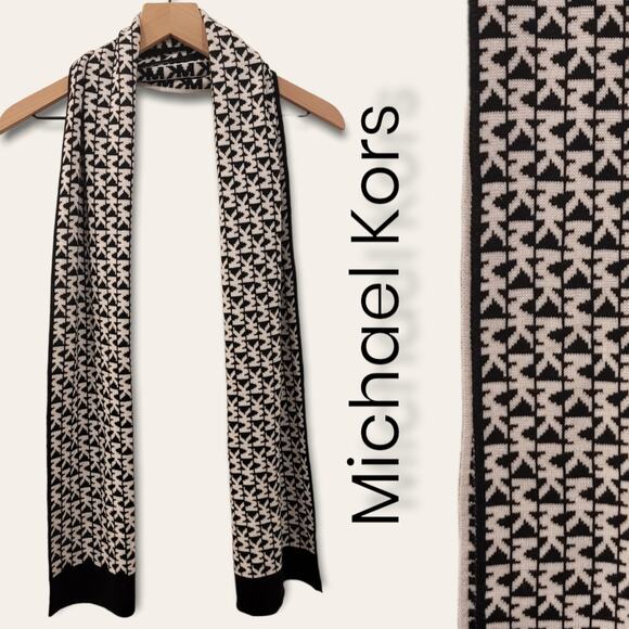Michael Kors MK Logo Gray Grey Women's Reversible Scarf NWT - Picture 1 of 5